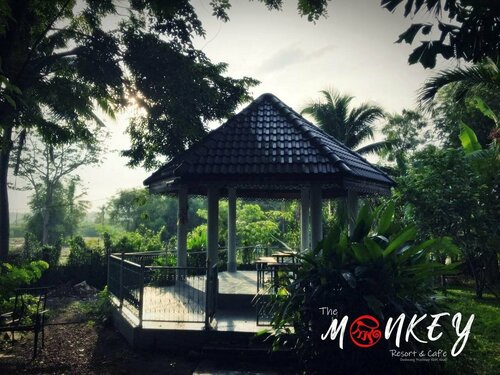 The Monkey Resort Donheang, Rezervovat Lázně / Resort Hotely v Central Thailand s parkováním, Parkování