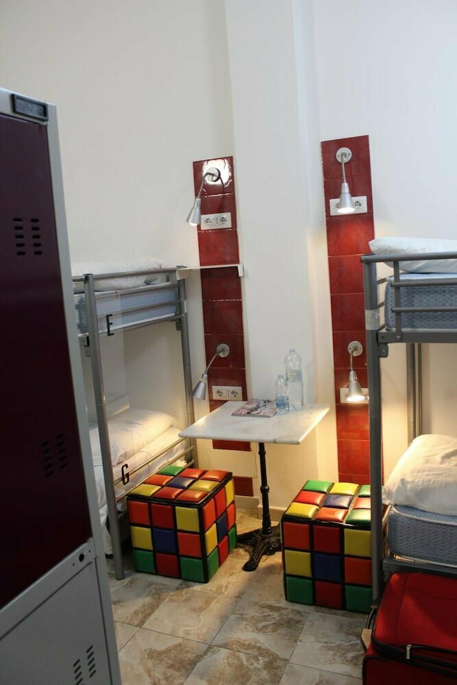Hostel Colours