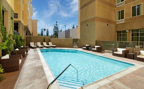 Staybridge Suites Anaheim At The Park by IHG, Забронировать Отель Анахайм Disneyland California