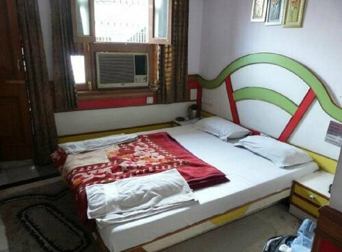 Ajay Guest House, Забронировать Гостевой дом Нью-Дели Национальный столичный округ Дели