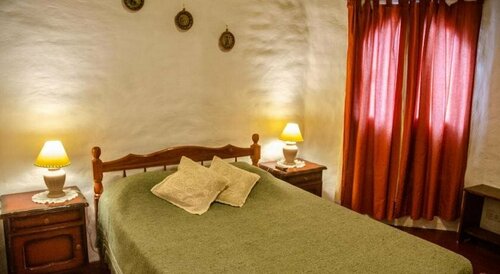 Hostal La Montaña, Varaa Hotelli Salta hotellit, joissa on pysäköinti, Pysäköinti