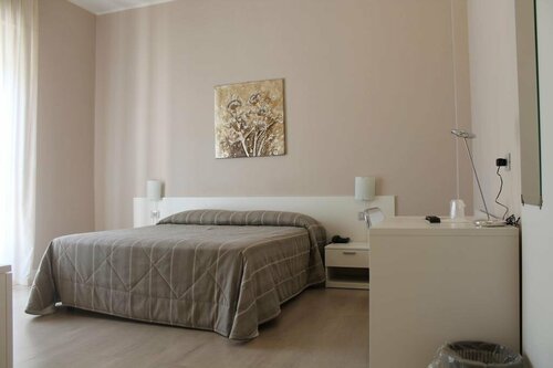 Hotel Cremona Viale, Забронировать Отель Отели Кремоны с завтраком, Завтраки