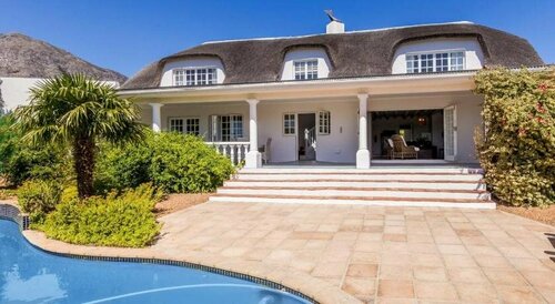 Mirabelle Guesthouse, Забронировать Отель Франсхук Парл, рядом с Franschhoek Monument