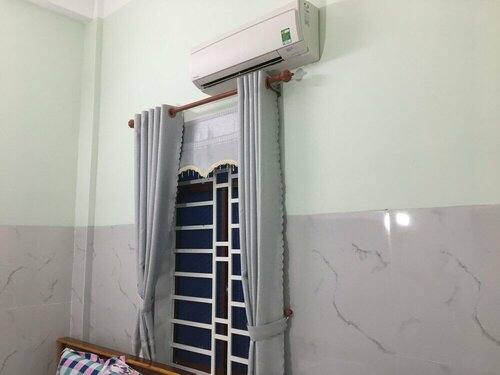 Khách sạn Ngọc Quỳnh, Забронировать Отель Отели Лагов 3 звезды, 3*
