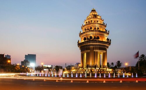 Saravoan Royal Palace, Buchen Sie Hotel Günstige Hotels in Kandal