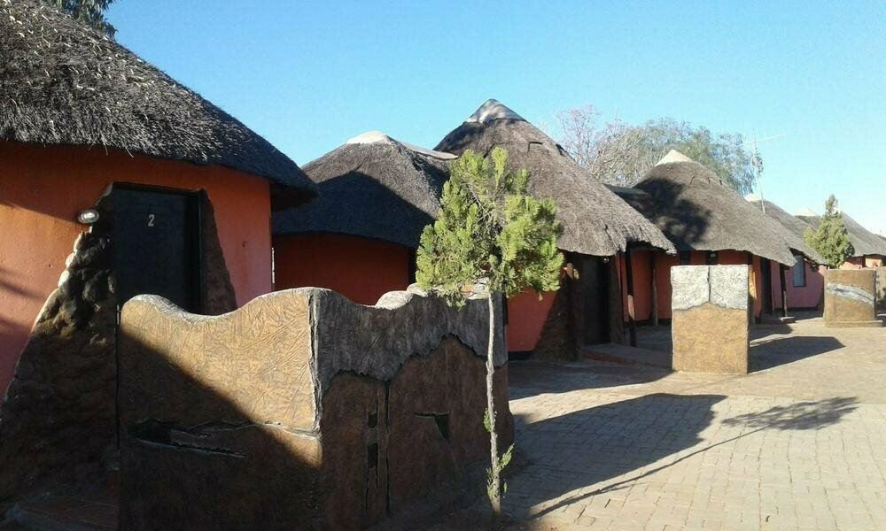 Gaetsho Lodge