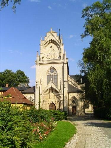 Gasthof Zufriedenheit, Забронировать Отель Отели Наумбург с парковкой, Парковка