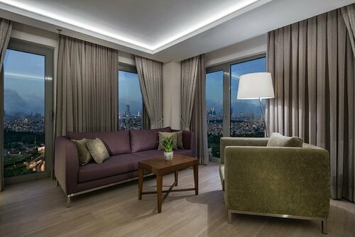 Doubletree By Hilton Istanbul Topkapi, Забронировать Отель Отели Байрампаша с бассейном, Бассейн