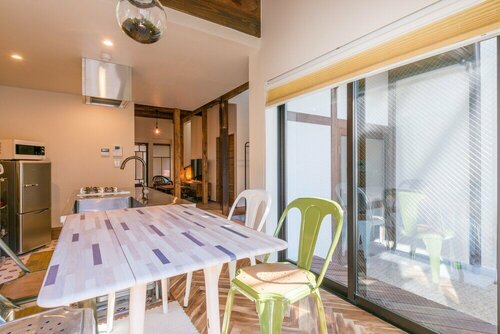 Your Castle in West Shijo, Book Hotel Kyoto Japan