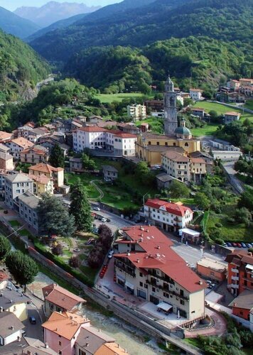 Euro Hotel, Брондау Қонақ үй Edolo Valcamonica