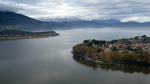 The Lake Hotel, Забронировать Отель Янина периферийная единица Янина