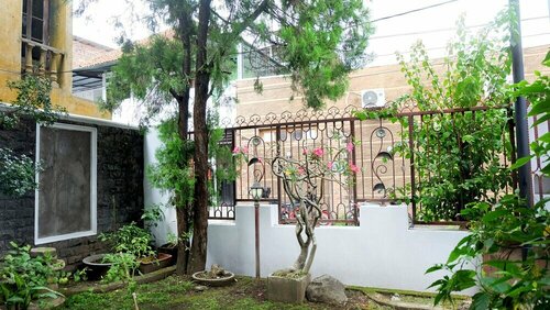 Simply Homy Guest House UNY Samirono, Reserva ahora Hostal o pensión Sleman Provincia de Yogyakarta