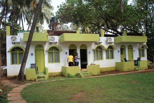Hotel Dhuni Resorts goa, Boek Hotel Goa hotels met ontbijt, Ontbijt