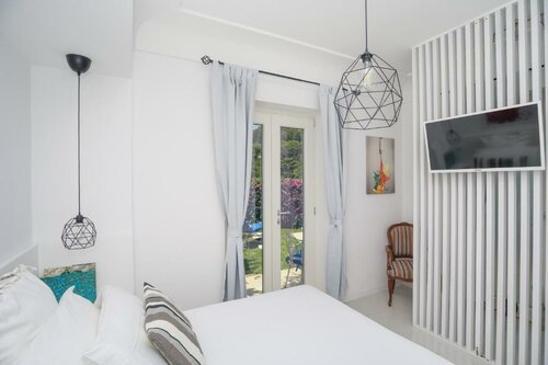 JUNIORSUITEB&B, Prenota Hotel Hotel a Isola di Capri con piscina, Piscina