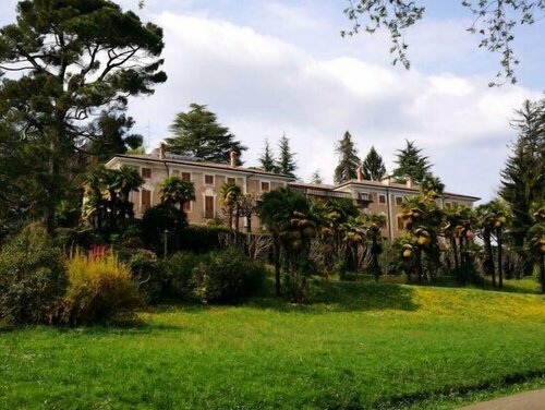 Villa Alba, Забронировать Отель Галларате 