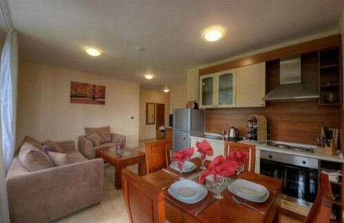 Pearl Lodge Hotel, Забронировать Отель Отели Смоляна с бассейном, Бассейн