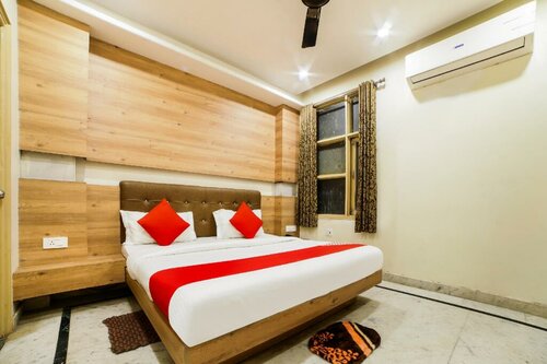 Hotel Swastik place 2 min Walk From New Delhi Railway Station, Забронировать Отель Пахар-Ганж Нью-Дели