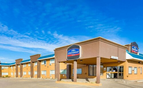 Howard Johnson by Wyndham Fort St. John, Réserver Hôtel Hôtels à Colombie-Britannique avec piscine, Piscine