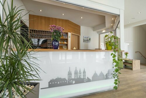 Center Hotel Kaiserhof, Забронировать Отель Отели Наумбург с парковкой, Парковка
