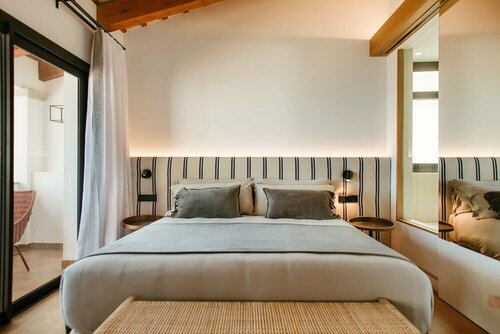 Casa Indiana Hotel Boutique, Забронировать Бутик-отель Бланес Коста-Брава, рядом с Монастырь Блане