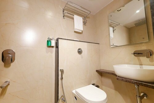 Hotel Sarc Inn, Забронировать Отель Отели штата Уттар-Прадеша с парковкой, Парковка