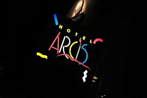 Arcis, Забронировать Отель  