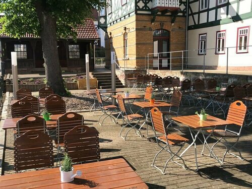 Hotel Saxenhof der Rhöner Botschaft, Reservar Hotel Hotéis em Dermbach com estacionamento, Estacionamento