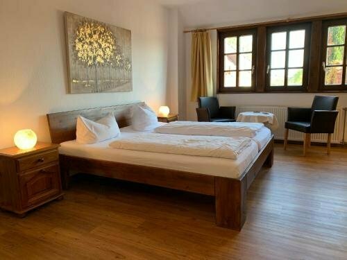 Weingärtner Appartements, Забронировать Отель Отели Мангейма с парковкой, Парковка