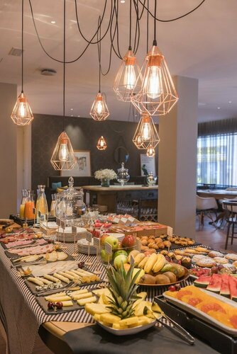 Up Rooms Vic Hotel, Buchen Sie Hotel Vic 