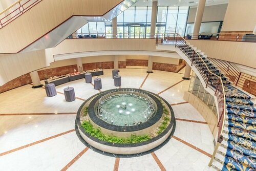 Eurostars Madrid Foro, Забронировать Отель Трес Кантос Sierra Norte de Madrid