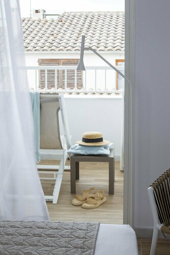 May Altafulla Beach Boutique Hotel, Забронировать Бутик-отель Альтафулья Tarragonès