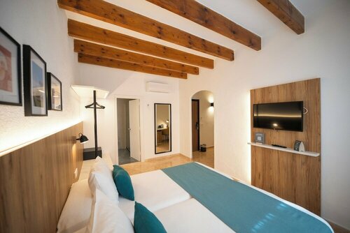 Hotel Alfons III, Varaa Hotelli Hotellit keskustassa Ciutadella, hotellit keskustassa Ciutadella