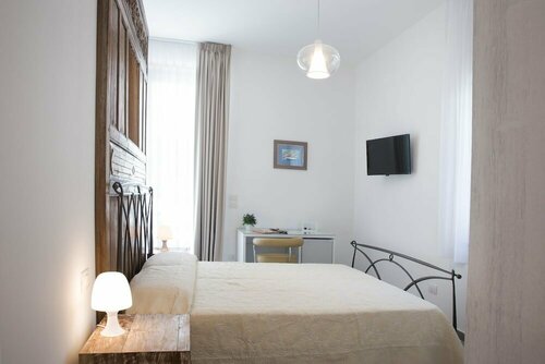 Bed & Breakfast del Faro, Забронировать Отель «постель и завтрак» Джовинаццо Bari Province