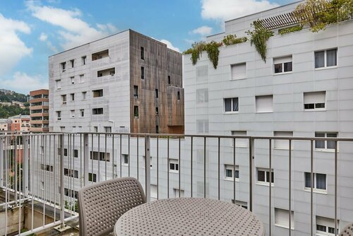 Apparthôtel Odalys City - Lyon Centre Confluence, Забронировать Апарт-отель Отели Лиона с бассейном, рядом с Grand Lyon, Бассейн
