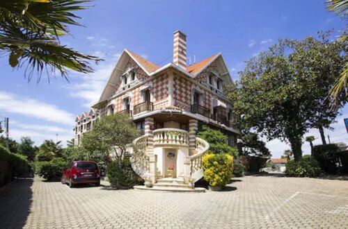 Hôtel Le Dauphin, Забронировать Отель Аркашон Гюжан-Местрас
