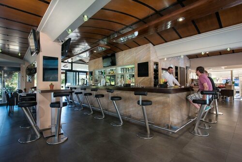 Kavos Plaza Hotel, Забронировать Отель Отели Острова Корфу с бассейном, Бассейн