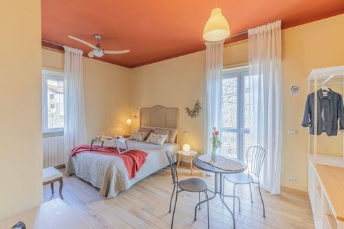 Tra i Laghi B&B, Boek Bed and Breakfast Hotels in Piemonte met parkeren, Parkeren