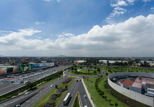 NH Collection Mexico City Airport T2, Prenota Hotel Hotel a Messico Distretto Federale con piscina, Piscina