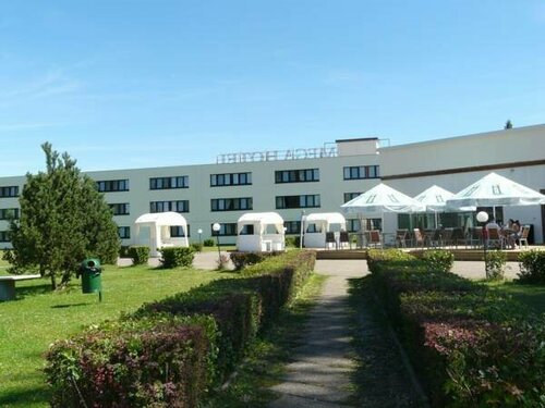 Omega Hotel, Забронировать Отель Ольштын Мазурия