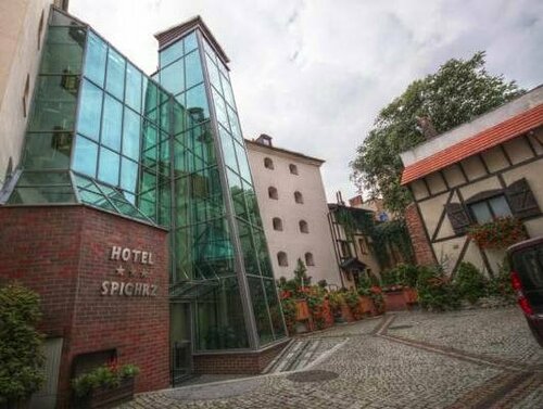 Hotel Spichrz, Забронировать Отель СПА-отели Торуни, рядом с Meissner Palace, SPA-услуги