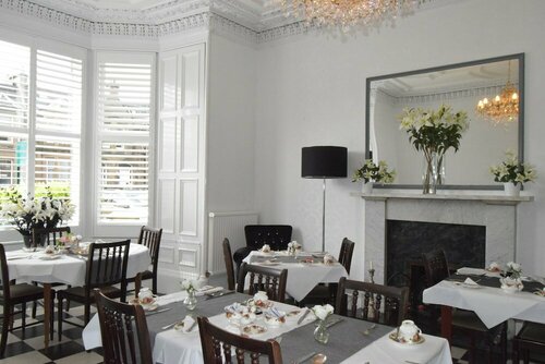 International Guest House, Book Pension Hoteller i Newington med morgenmad, Morgenmad