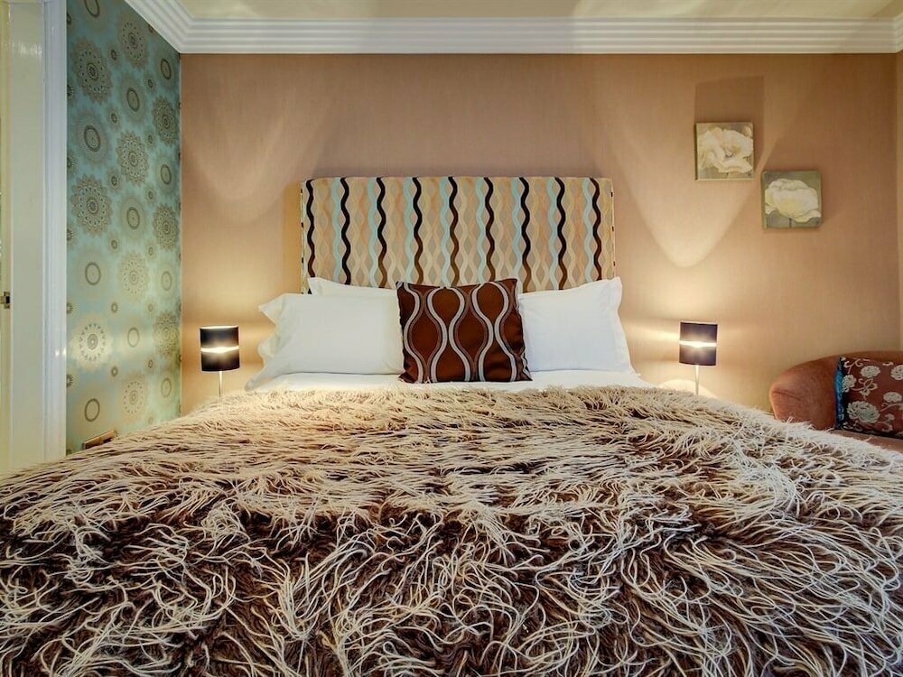 Number One Golf Suite