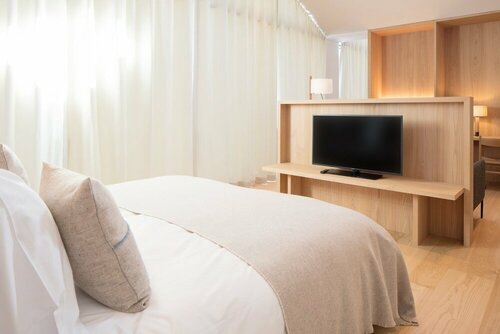 Schgaguler Hotel, Забронировать Отель Отели и гостиницы Кастельротто, рядом с Подъемник Маринценлифт, Отель