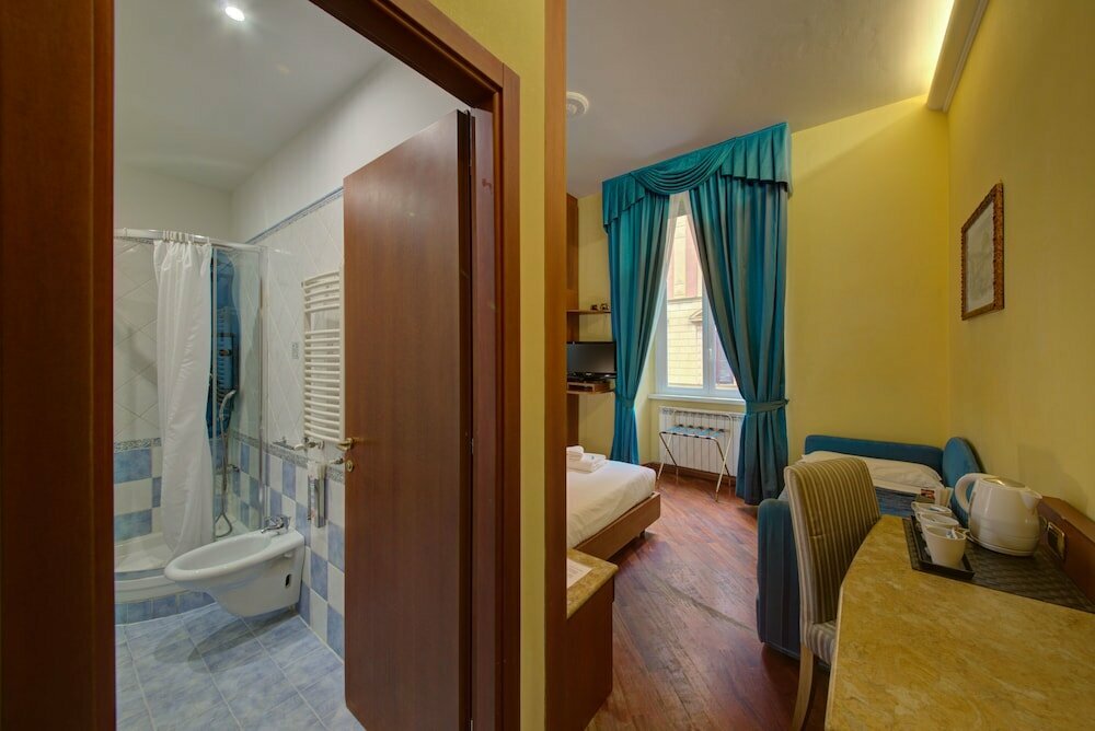 Manin Suites LT