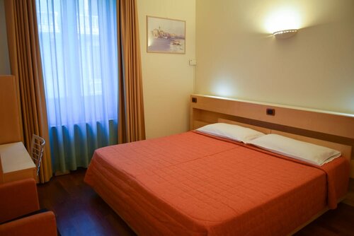 Hotel Losanna, Buchen Sie Hotel Sempione Mailand