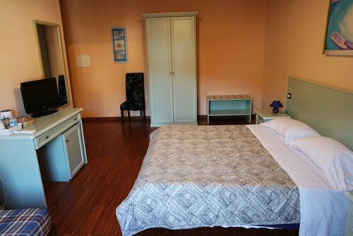 Bosa Guest House, Забронировать Гостевой дом Боза Южная Сардиния
