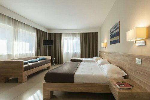 Hotel Dimorae Rooms and Suites - Apartments, Забронировать Апартаменты/квартира Чивитанова-Марке Побережье Марке