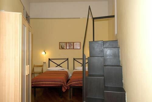 La Torre Bergamo House, Забронировать Отель Бергамо Bergamo Province, рядом с Парк Суарди