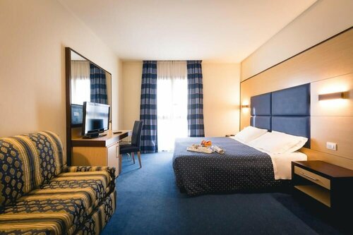 Inn Hotel, Забронировать Отель Отели Барберино-ди-Муджелло с парковкой, Парковка