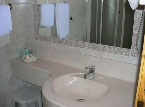 Hostel San Matteo, Забронировать Отель Недорогие отели Санта-Катерина-ди-Вальфурва, рядом с Plaghera - Cresta Sobretta - Vallalpe 8p Gondola, недорого